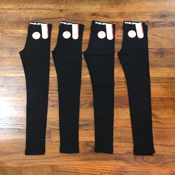 Girls Bottoms Black Leggings Pants 4 Pc Bundle NWT
7 / 8 Medium
Wonder Nation - Picture 5 of 6